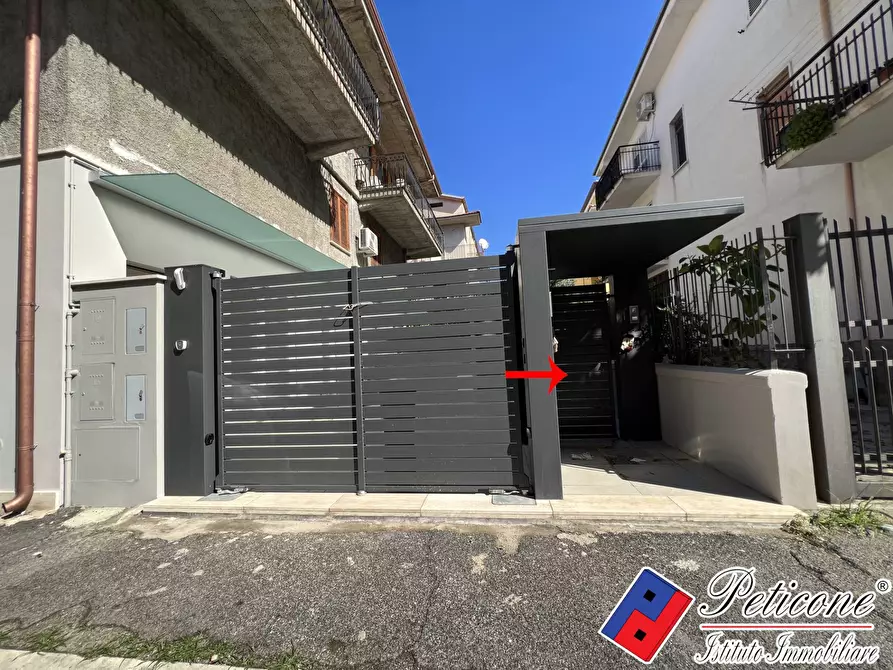 Immagine 15 di Appartamento in vendita  in Via Cristoforo Colombo a Fondi