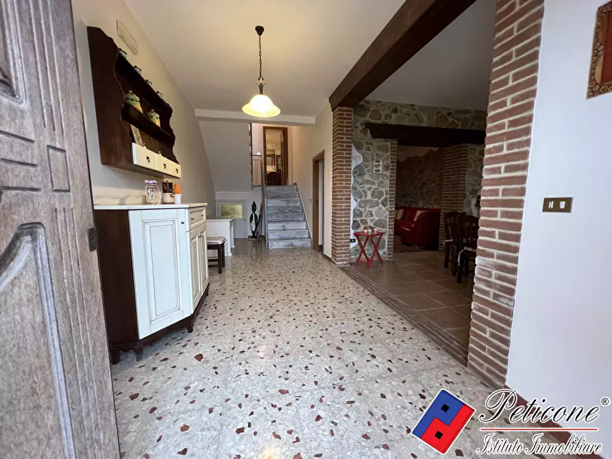 Immagine 15 di Casa indipendente in vendita  in VIA VALLE VIGNA a Fondi