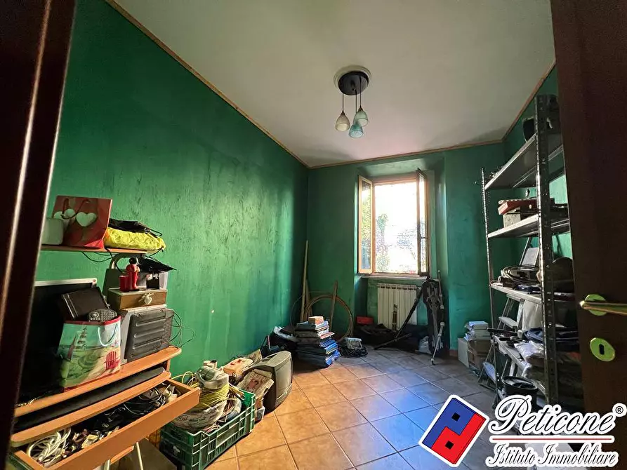 Immagine 11 di Appartamento in vendita  in Via Napoli a Lenola