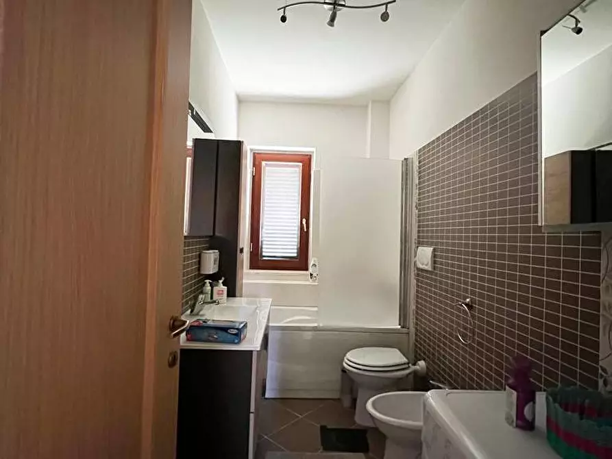 Immagine 9 di Appartamento in vendita  in Via Silvio Liguori a Fondi