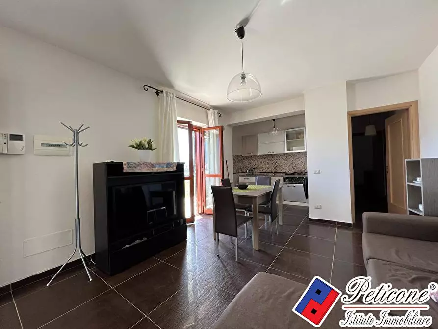 Immagine 4 di Appartamento in vendita  in Via Silvio Liguori a Fondi