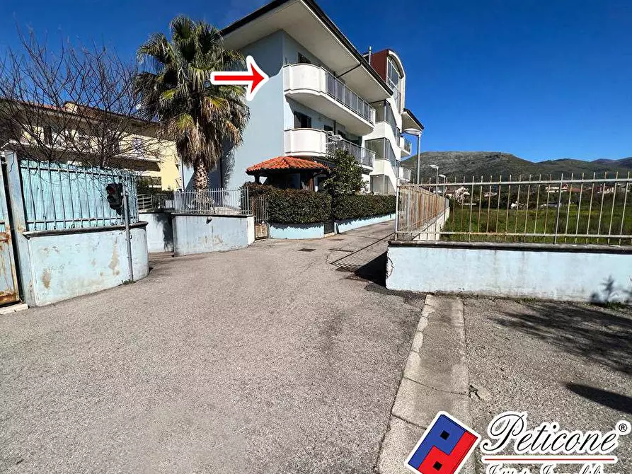 Immagine 2 di Appartamento in vendita  in Via Silvio Liguori a Fondi