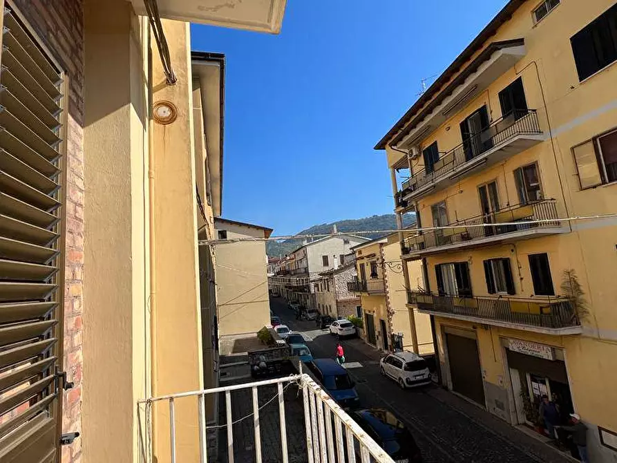 Immagine 9 di Appartamento in vendita  in Via Lago a Lenola