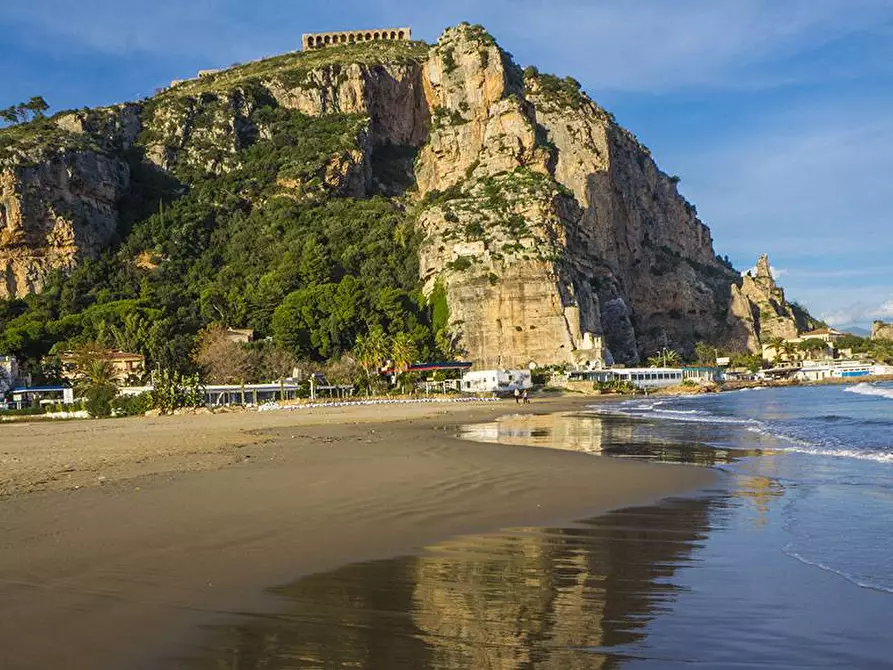 Immagine 9 di Terreno agricolo in vendita  in Via Sant'Anastasia a Fondi