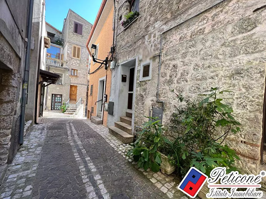 Immagine 10 di Appartamento in vendita  in Piazza Cavour a Lenola