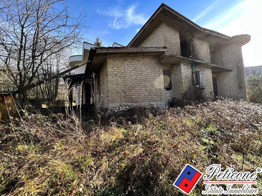 Immagine 15 di Villa in vendita  in Via Carduso a Lenola