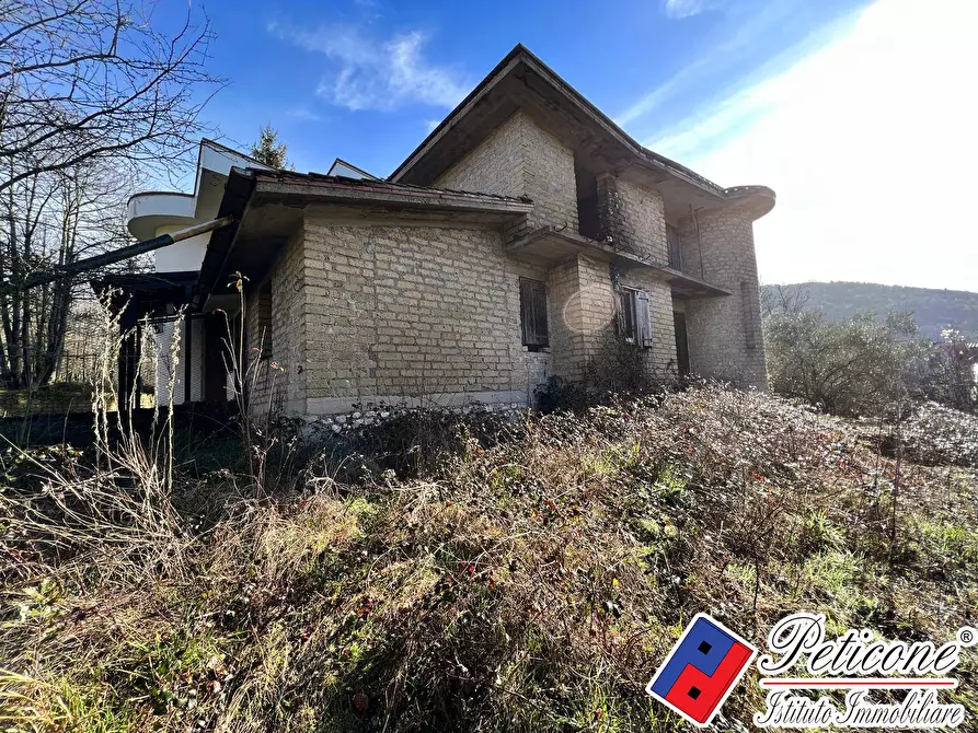 Immagine 2 di Villa in vendita  in Via Carduso a Lenola