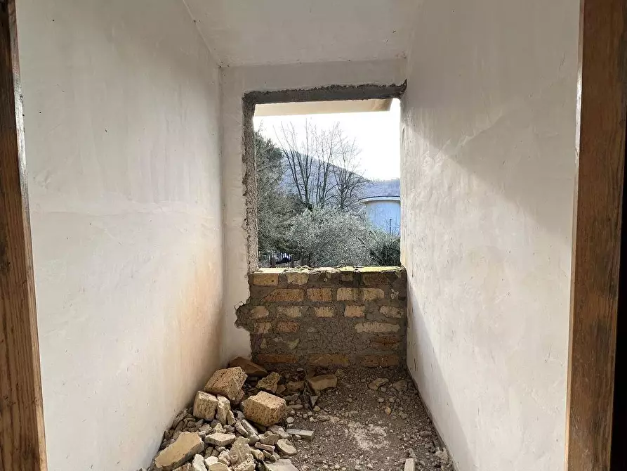 Immagine 9 di Villa in vendita  in Via Carduso a Lenola