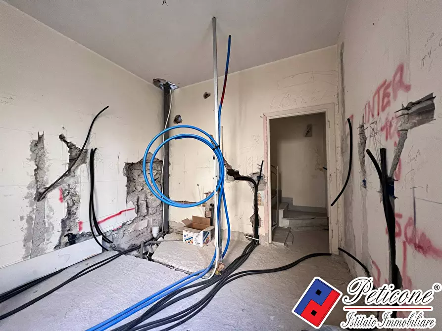 Immagine 8 di Appartamento in vendita  in Via Vespasiano Gonzaga a Fondi