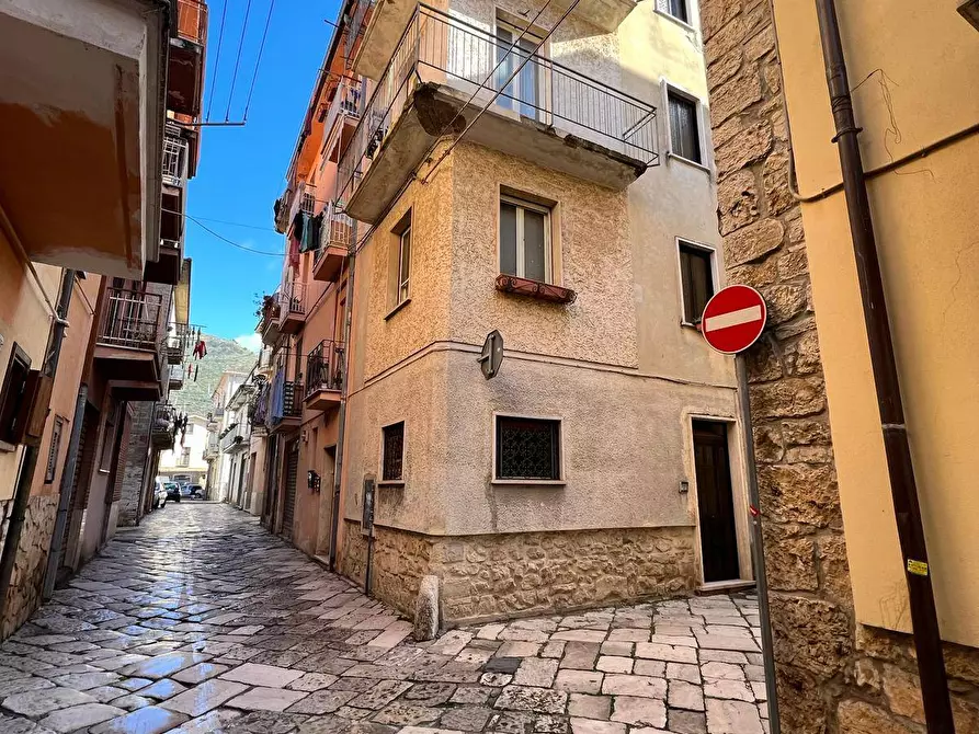 Immagine 11 di Appartamento in vendita  in Via Vespasiano Gonzaga a Fondi