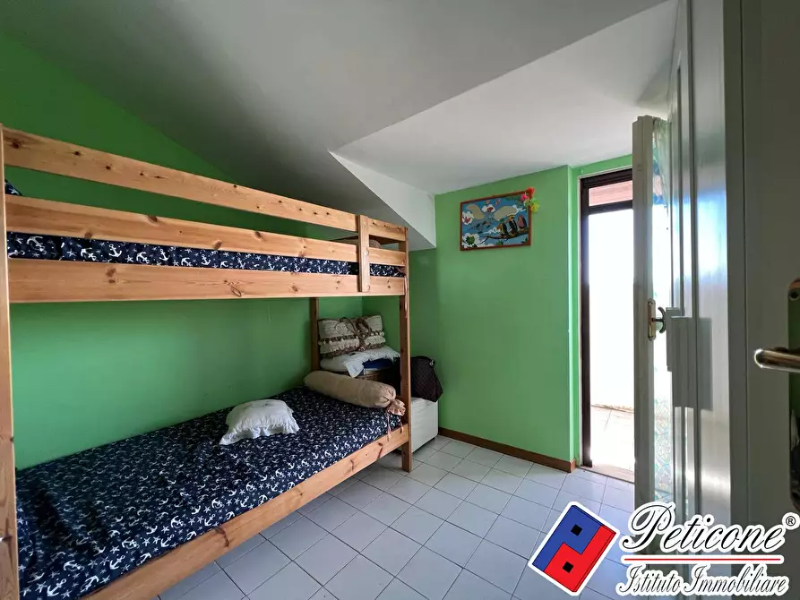 Immagine 9 di Appartamento in vendita  in Via Rosa  Quattrociocchi a Fondi