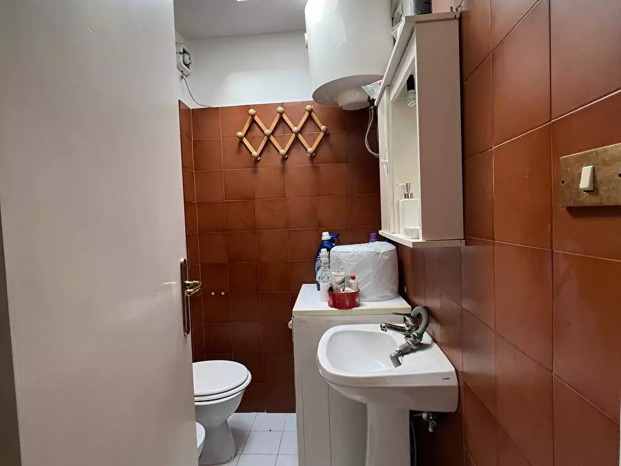 Immagine 10 di Appartamento in vendita  in Via Rosa  Quattrociocchi a Fondi