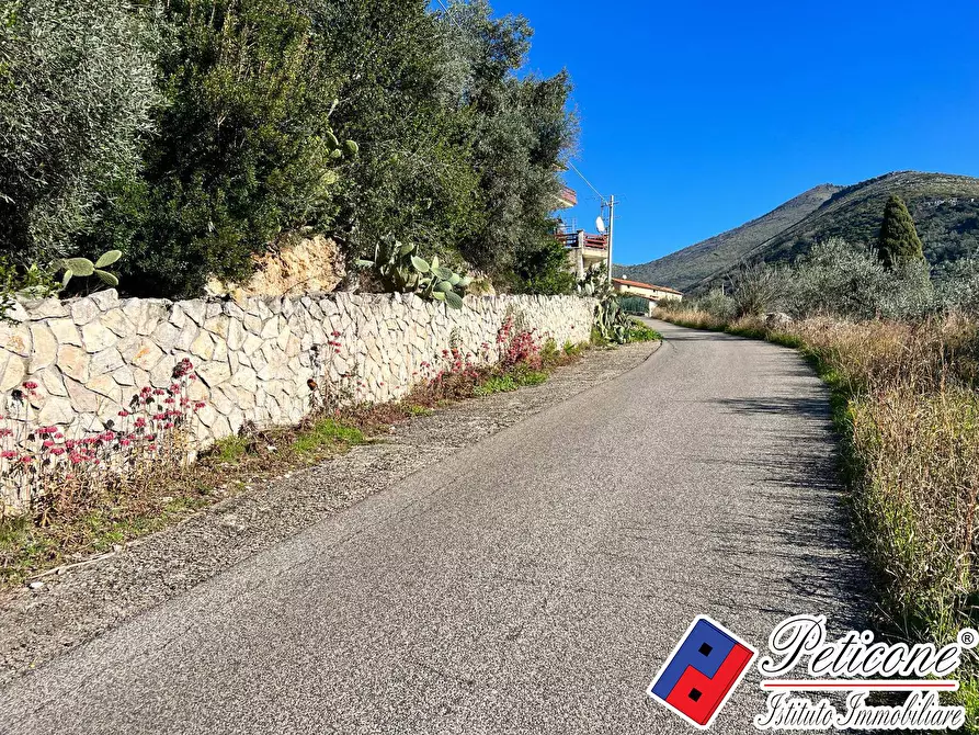Immagine 3 di Terreno residenziale in vendita  in Via Valle Vigna a Fondi