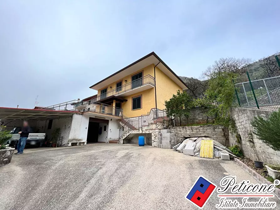 Immagine 24 di Villa in vendita  in Via Sagliutola a Fondi