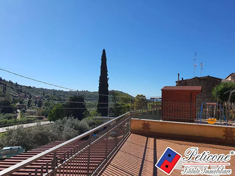 Immagine 16 di Villa in vendita  in Via Sagliutola a Fondi