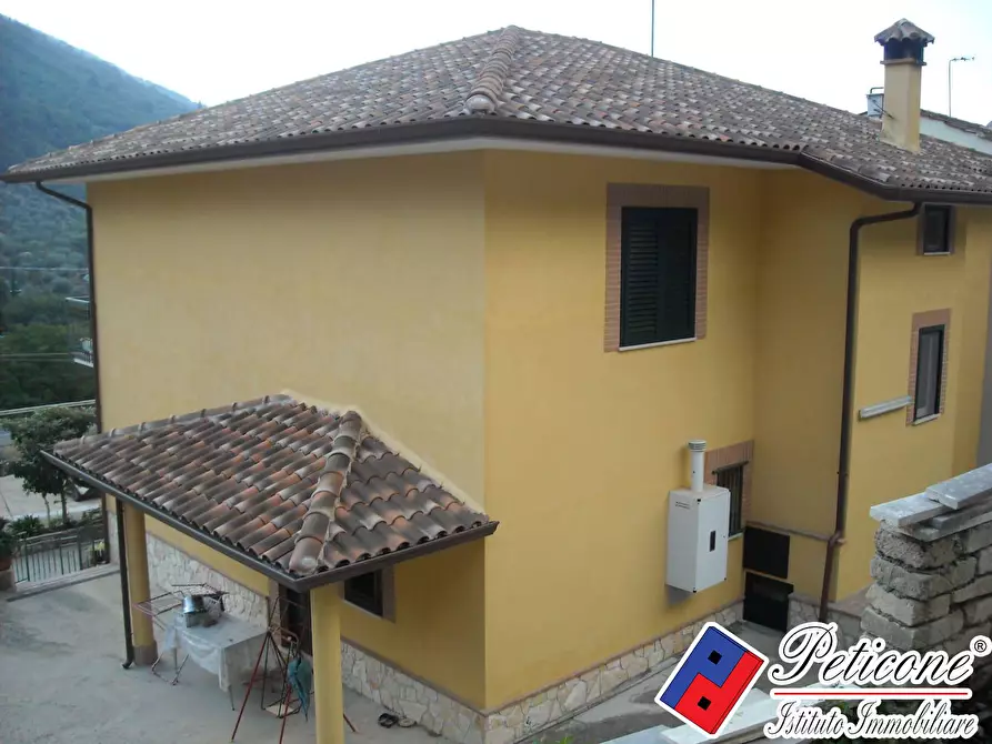 Immagine 22 di Villa in vendita  in Via Sagliutola a Fondi