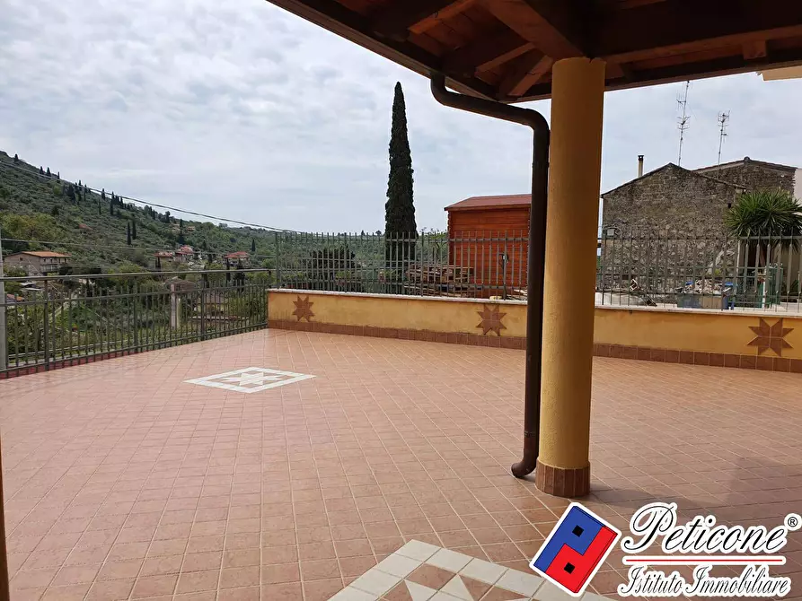 Immagine 17 di Villa in vendita  in Via Sagliutola a Fondi