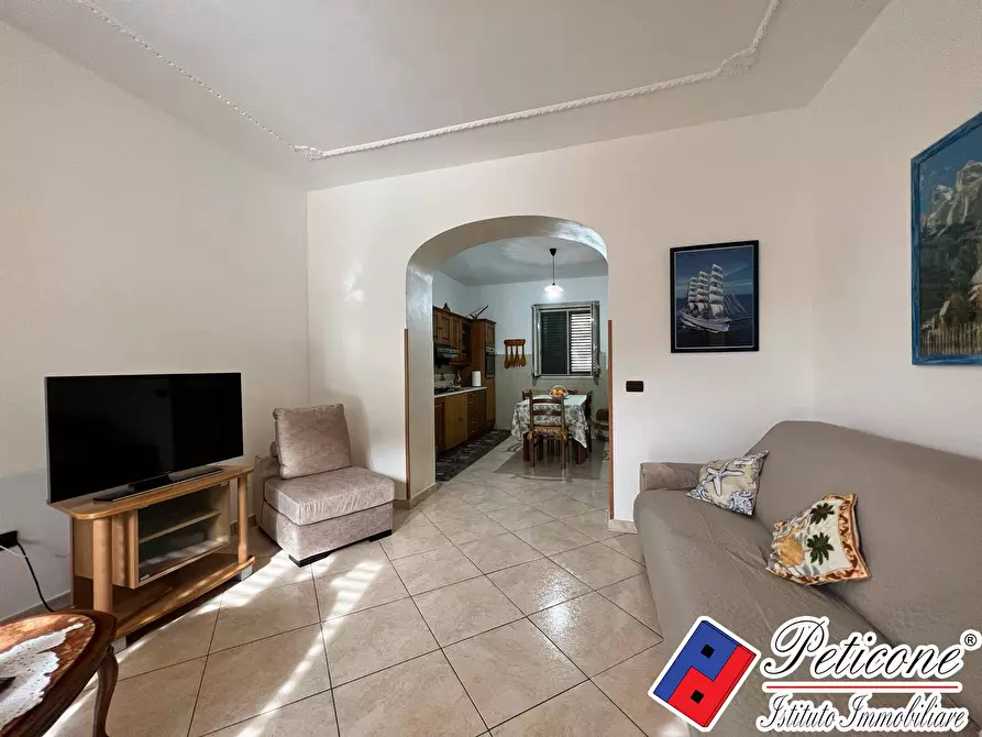 Immagine 3 di Villa in vendita  in Via Sagliutola a Fondi