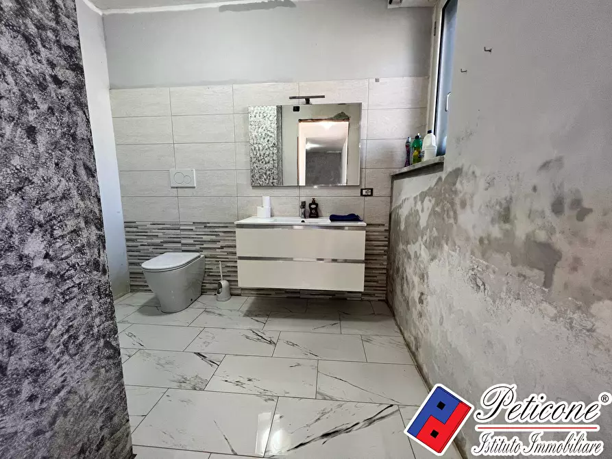 Immagine 13 di Villa in vendita  in Via Ponte Gagliardo a Fondi