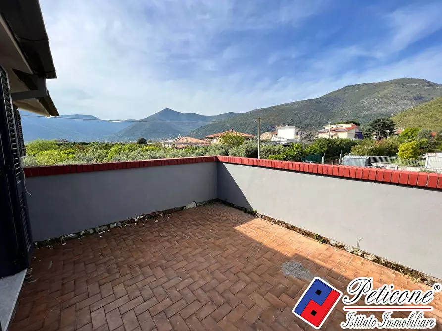 Immagine 15 di Villa in vendita  in Via Ponte Gagliardo a Fondi