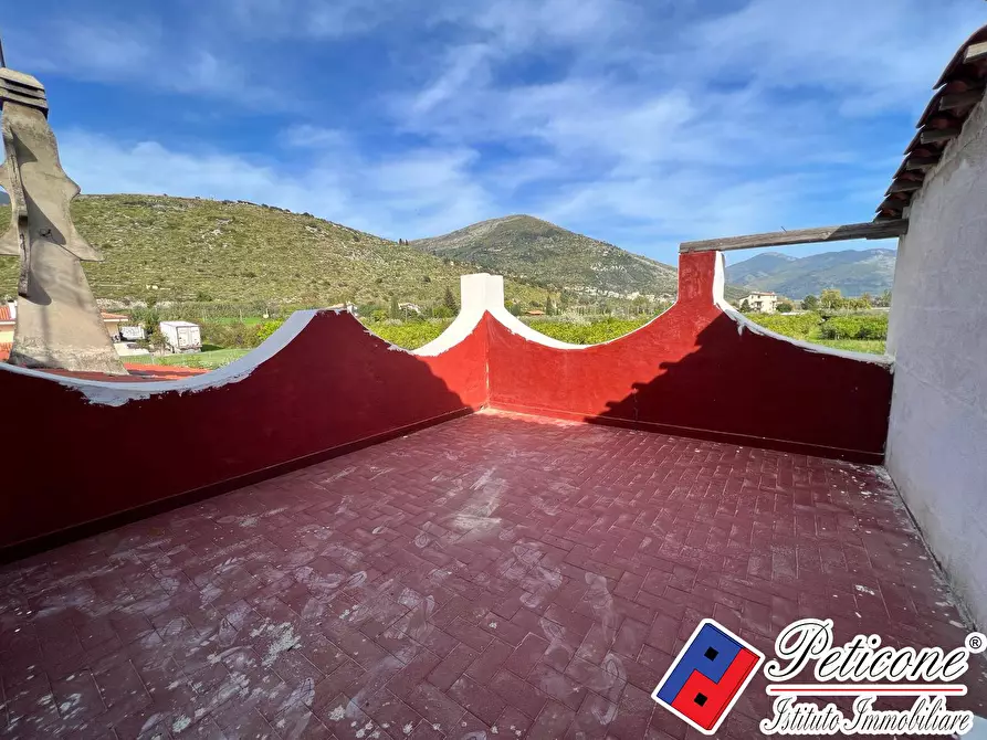 Immagine 16 di Villa in vendita  in Via Ponte Gagliardo a Fondi