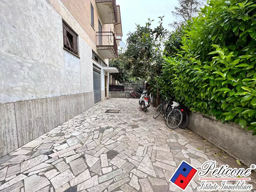 Immagine 10 di Appartamento in vendita  in Via Arnale Rosso a Fondi