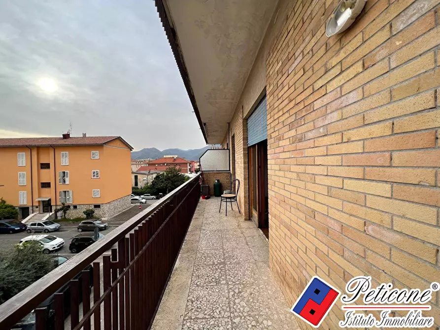 Immagine 2 di Appartamento in vendita  in Via Arnale Rosso a Fondi