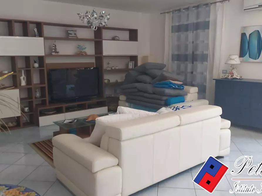 Immagine 11 di Villa in vendita  in Via Telemaco a Sperlonga