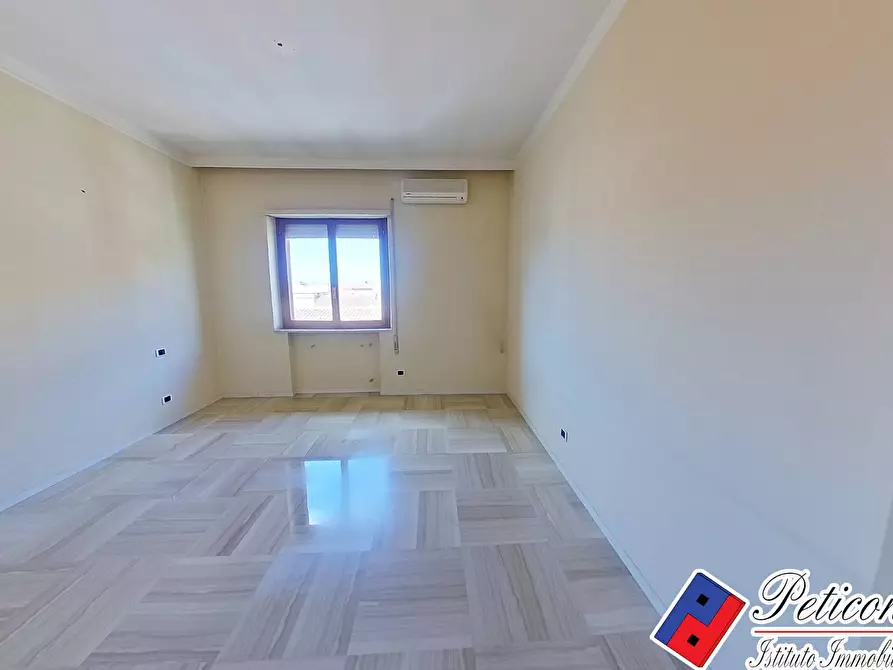 Immagine 4 di Appartamento in vendita  in Via Asti a Fondi