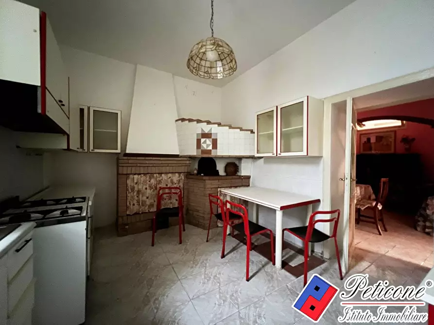 Immagine 6 di Appartamento in vendita  in Via Gabriele Mattei a Lenola