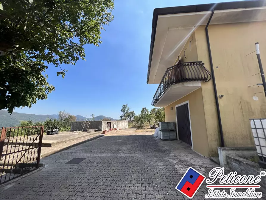 Immagine 26 di Villa in vendita  in VIA CASE SPARSE a Lenola