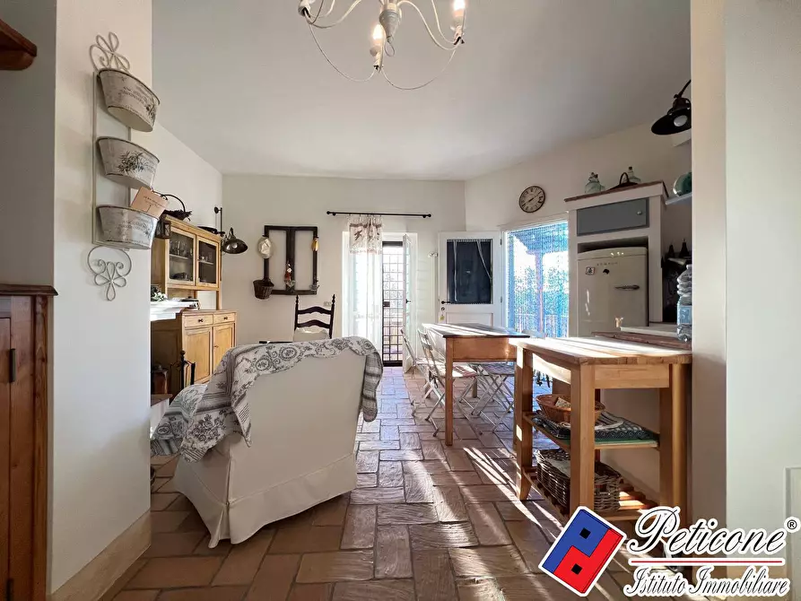 Immagine 14 di Appartamento in vendita  in Via Case sparse a Lenola