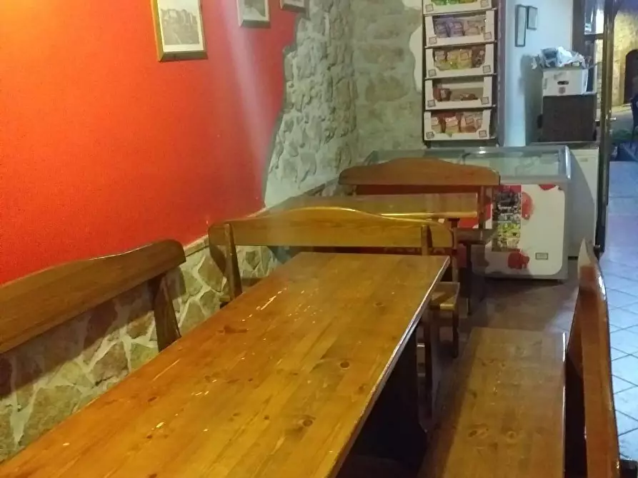 Immagine 4 di Attività commerciale in vendita  in PIAZZA MUNICIPIO a Campodimele