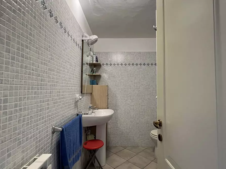 Immagine 6 di Villa in vendita  in Via della Poiana a Fondi