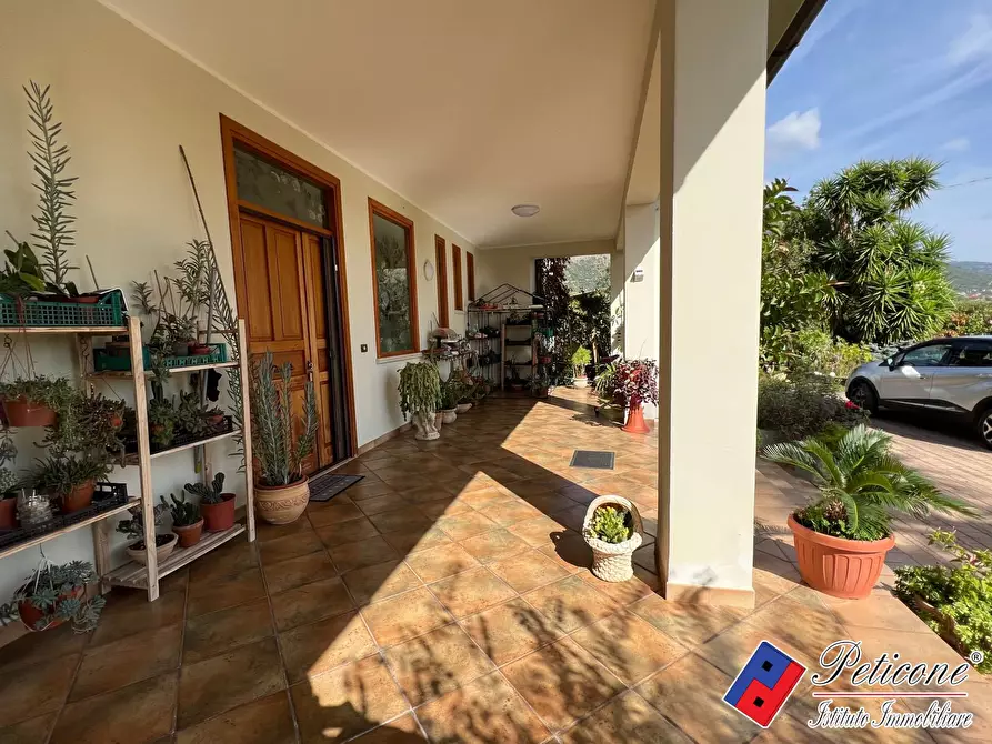 Immagine 5 di Villa in vendita  in Via Madonna degli Angeli a Fondi