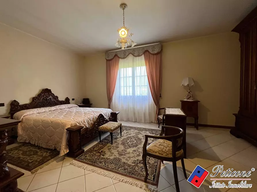 Immagine 23 di Villa in vendita  in Via Madonna degli Angeli a Fondi