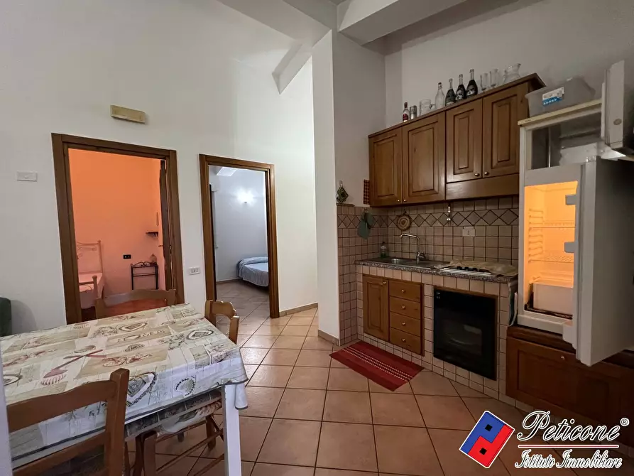 Immagine 2 di Appartamento in vendita  in Via degli Ulivi a Lenola