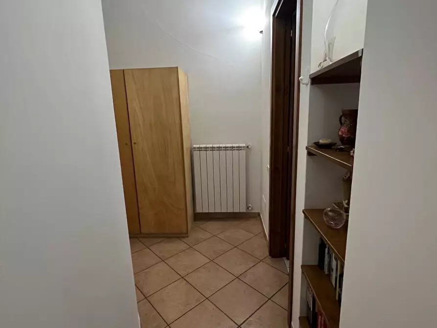 Immagine 6 di Appartamento in vendita  in Via degli Ulivi a Lenola