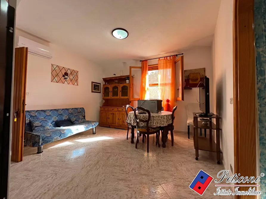 Immagine 5 di Villa in vendita  in Via Flacca 2502 a Fondi