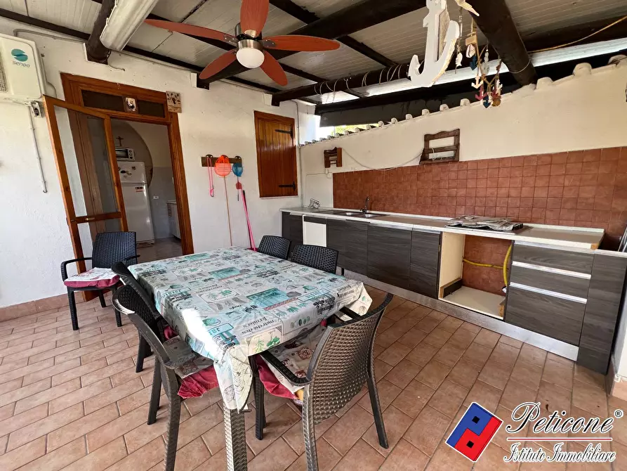 Immagine 13 di Villa in vendita  in Via Flacca 2502 a Fondi