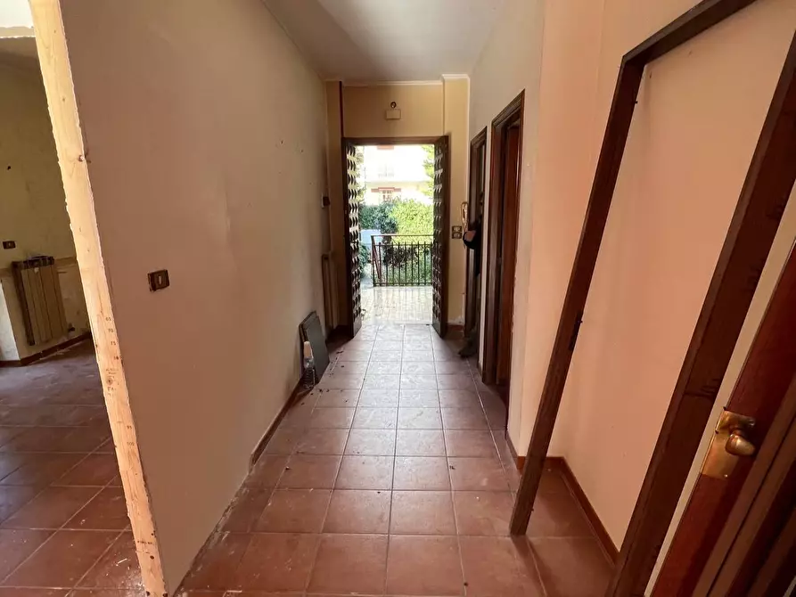 Immagine 5 di Villa in vendita  in Via Marzanti a Fondi