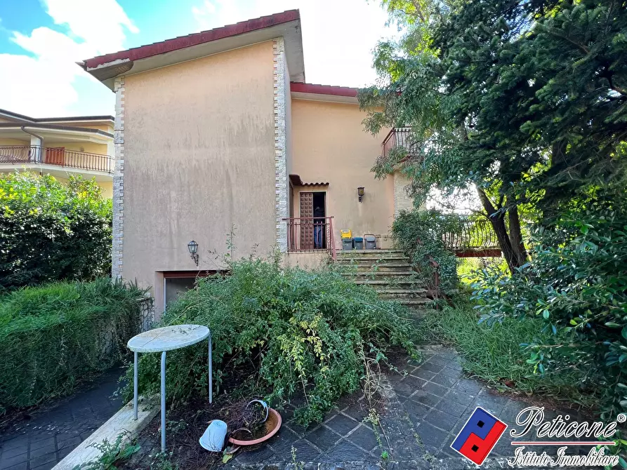 Immagine 17 di Villa in vendita  in Via Marzanti a Fondi