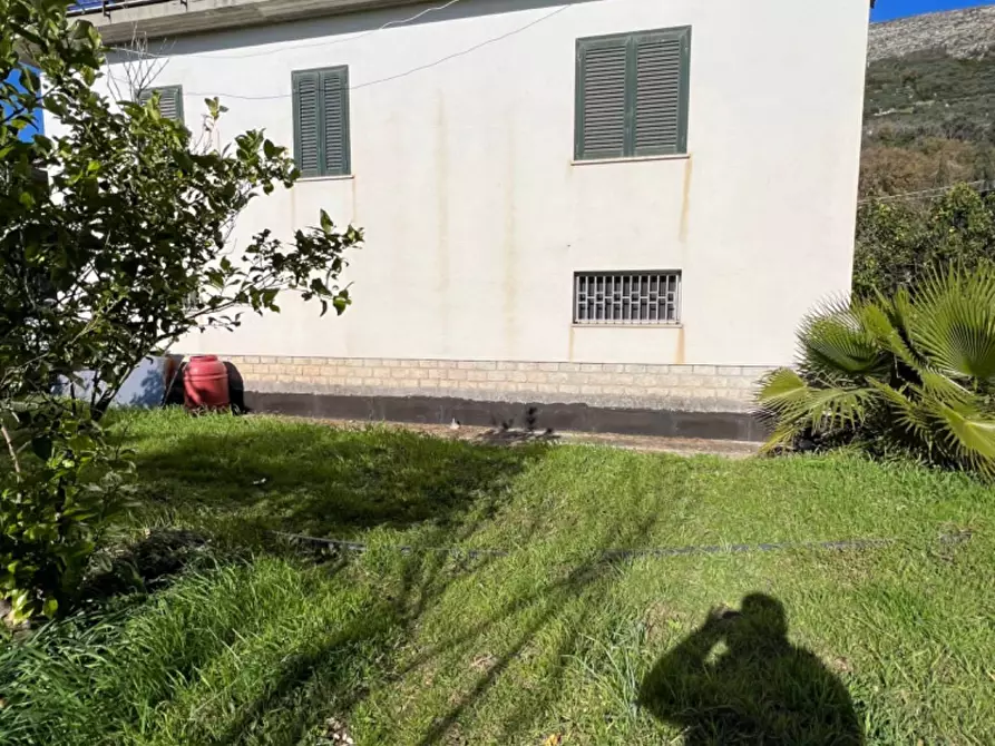Immagine 23 di Villa in vendita  in Via Sant'Oliva a Fondi