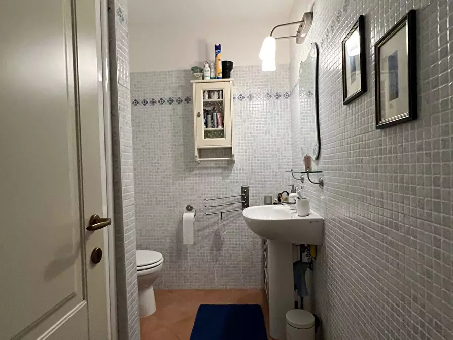 Immagine 7 di Villa in vendita  in VIA DELLA POIANA a Fondi