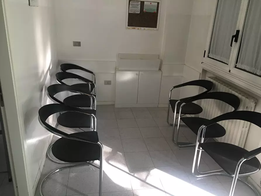 Immagine 3 di Appartamento in vendita  in Lido a Fano