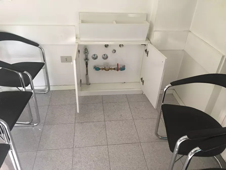 Immagine 4 di Appartamento in vendita  in Lido a Fano