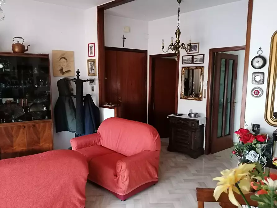 Immagine 5 di Appartamento in vendita  in Flaminio a Fano