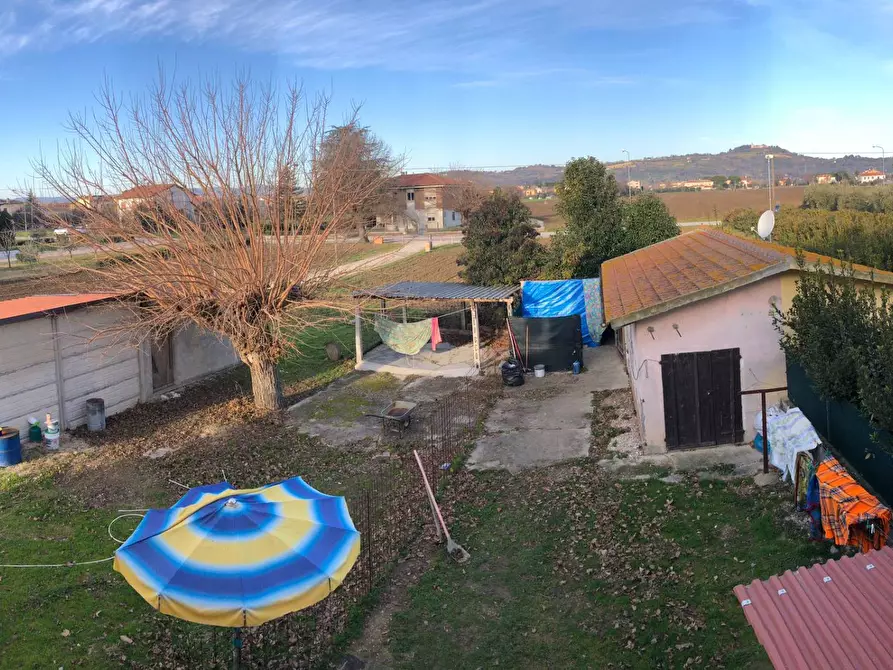 Immagine 12 di Casa semindipendente in vendita  in Bellocchi a Fano