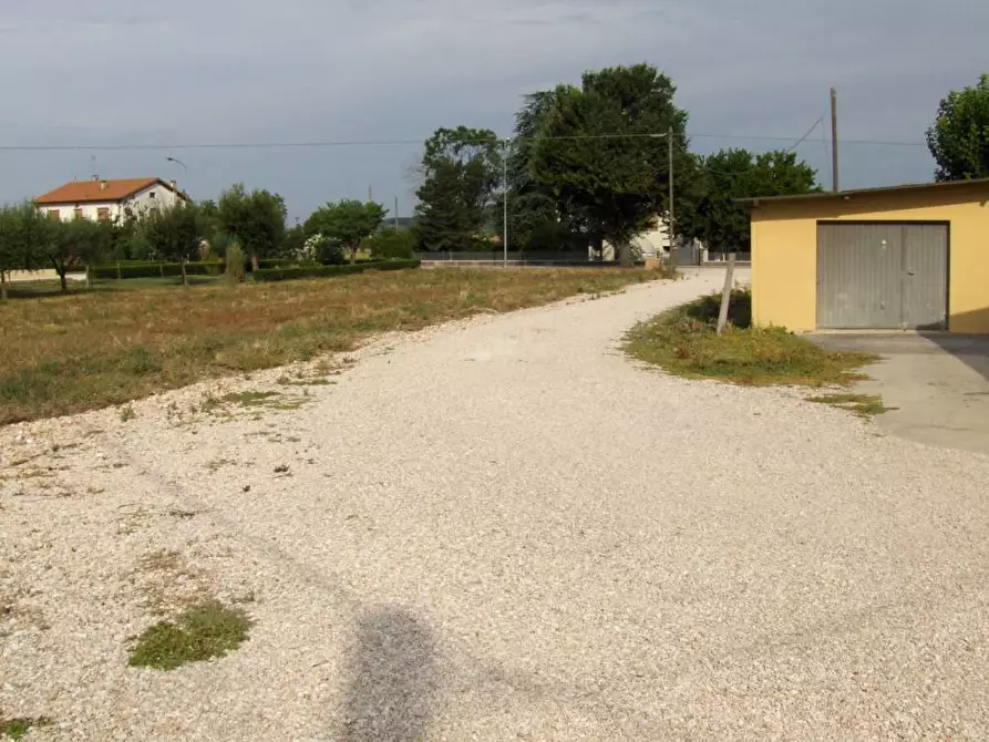 Immagine 24 di Casa semindipendente in vendita  in Bellocchi a Fano