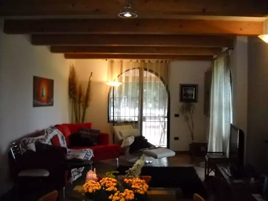 Immagine 17 di Villa in vendita  in Strada Panoramica Ardizio a Fano